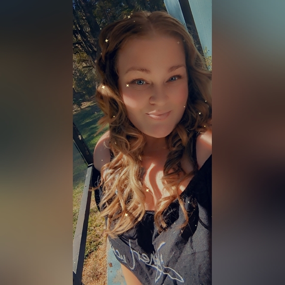 Meet your Posher, Krystal - Picture 10 of 14